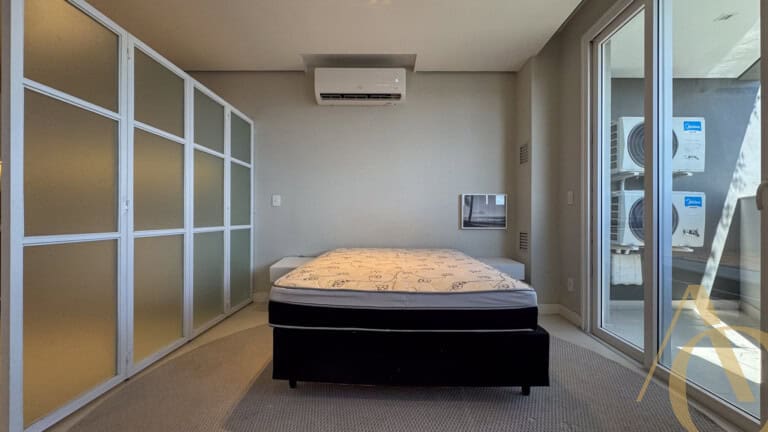 Studio para alugar – Mobiliado – Centro, Florianópolis, SC.