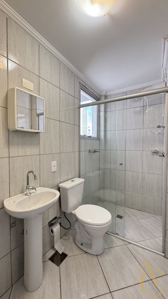 Apartamento para alugar – 1 quarto – Centro – Florianópolis/SC.