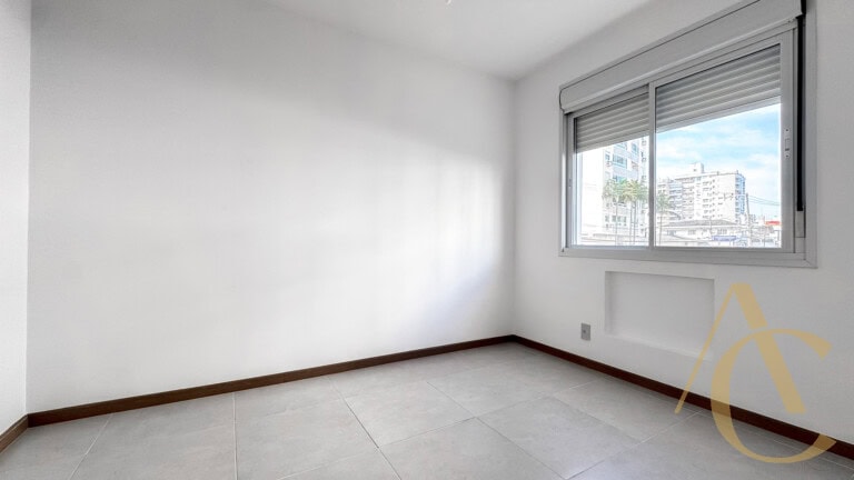 Apartamento para locação – 3 suítes – Abraão, Florianópolis/SC.