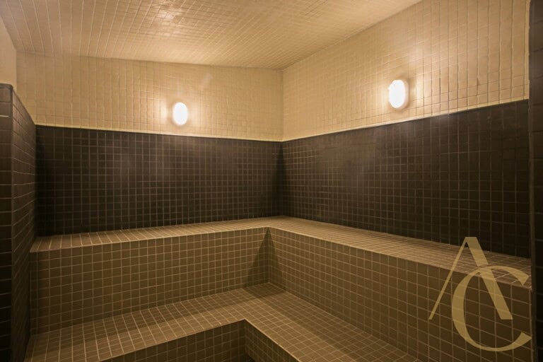 Apartamento para alugar – 2 suítes – Agronômica – Florianópolis, SC.