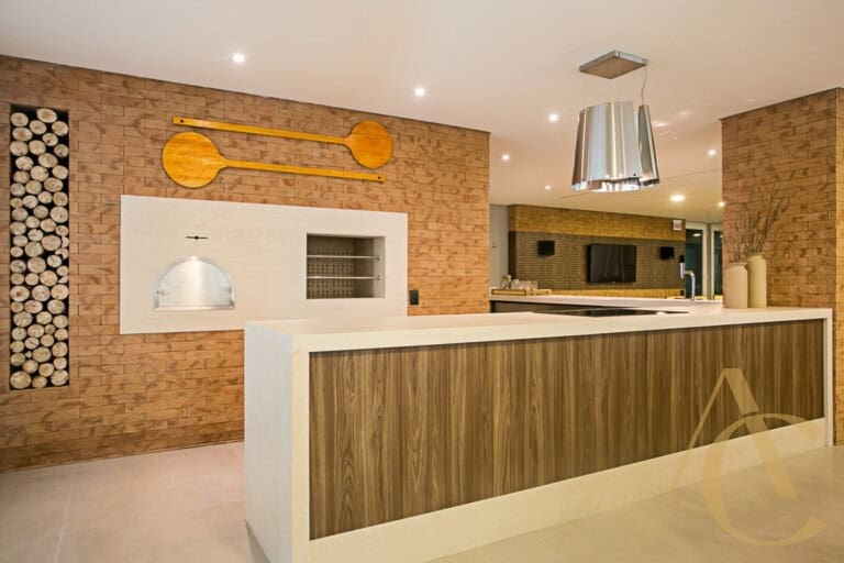 Apartamento para alugar – 2 suítes – Agronômica – Florianópolis, SC.