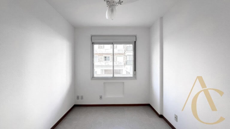 Apartamento para locação – 3 suítes – Abraão, Florianópolis/SC.