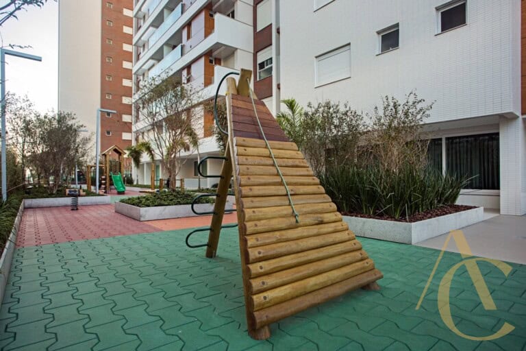 Apartamento para alugar – 2 suítes – Agronômica – Florianópolis, SC.
