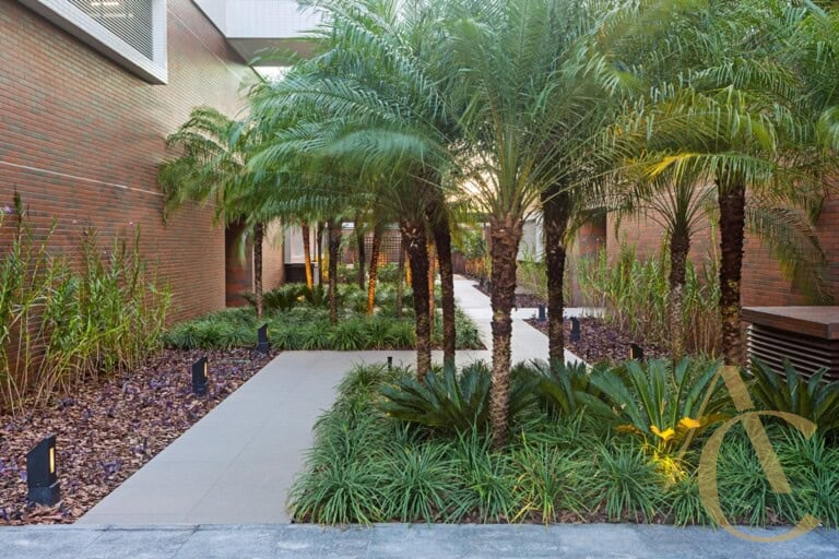 Apartamento para alugar – 2 suítes – Agronômica – Florianópolis, SC.