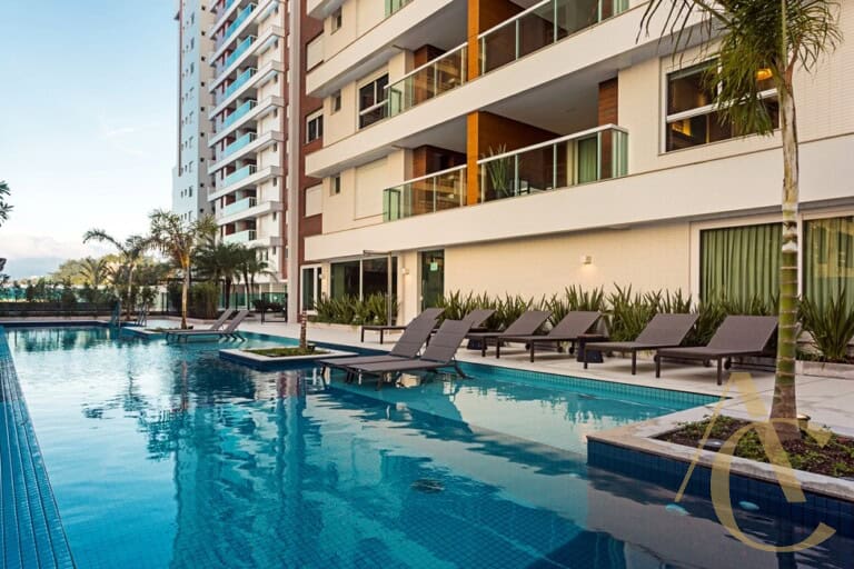 Apartamento para alugar – 2 suítes – Agronômica – Florianópolis, SC.