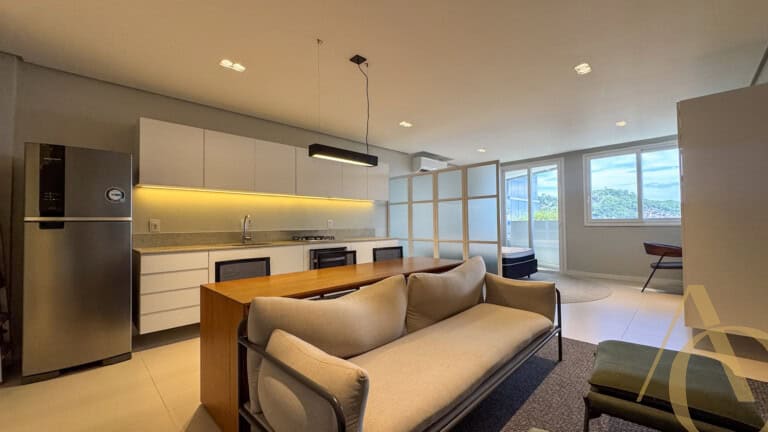 Studio para alugar – Mobiliado – Centro, Florianópolis, SC.