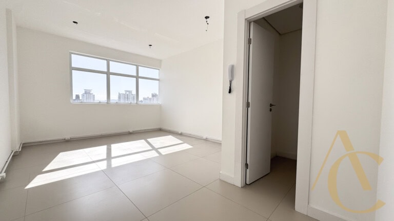 Sala para alugar – 24,36m² – Estreito, Florianópolis,SC.