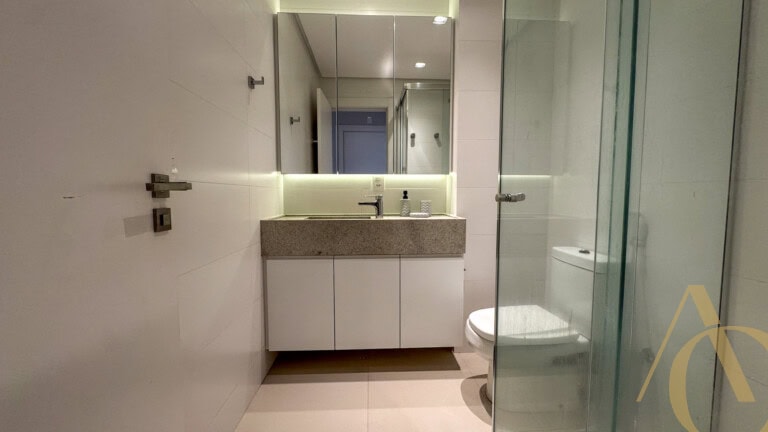 Studio para alugar – Mobiliado – Centro, Florianópolis, SC.