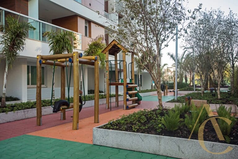 Apartamento para alugar – 2 suítes – Agronômica – Florianópolis, SC.