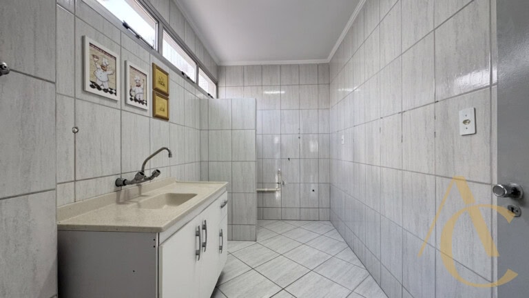 Apartamento para alugar – 1 quarto – Centro – Florianópolis/SC.