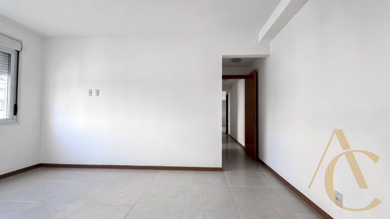 Apartamento para locação – 3 suítes – Abraão, Florianópolis/SC.