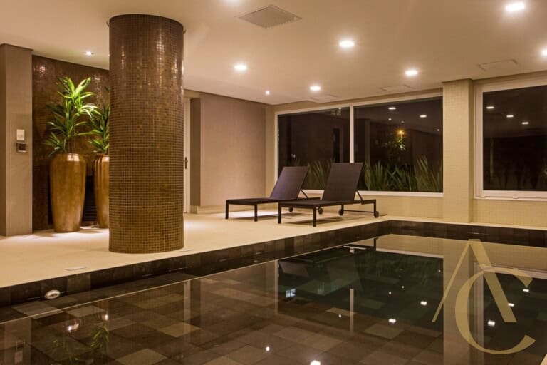Apartamento para alugar – 2 suítes – Agronômica – Florianópolis, SC.