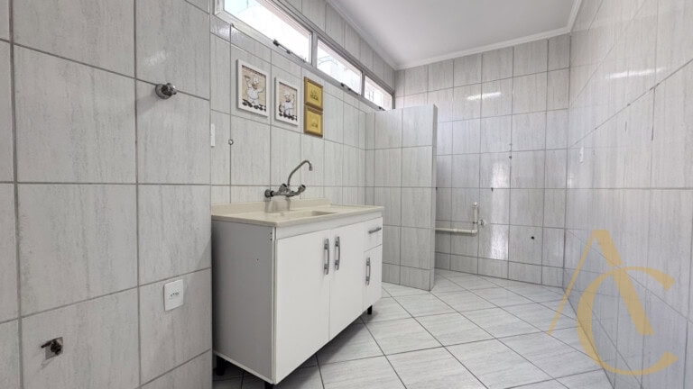 Apartamento para alugar – 1 quarto – Centro – Florianópolis/SC.