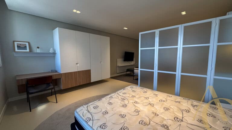 Studio para alugar – Mobiliado – Centro, Florianópolis, SC.