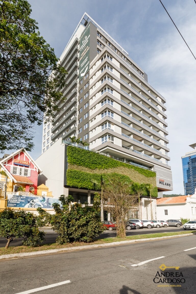 Apartamento para alugar – 2 quarto sendo 1 suíte, Centro – Florianópolis, SC.