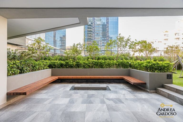 Apartamento para alugar – 2 quarto sendo 1 suíte, Centro – Florianópolis, SC.