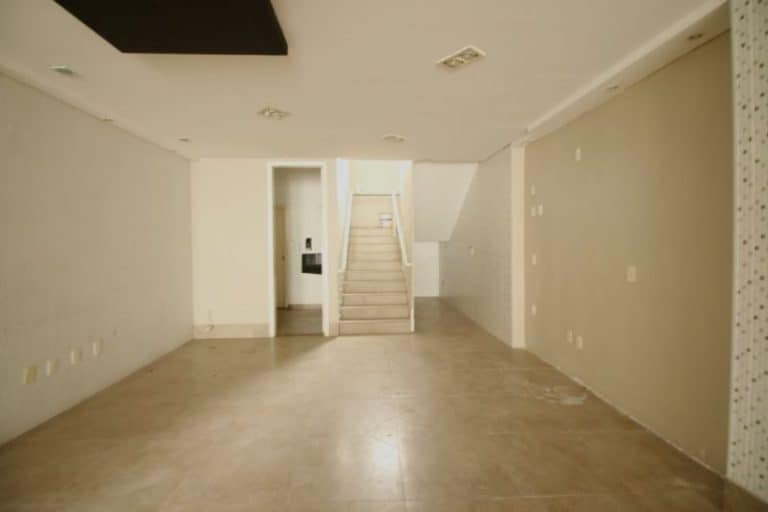 Loja mezanino e 1º andar para alugar – Centro – Florianópolis.