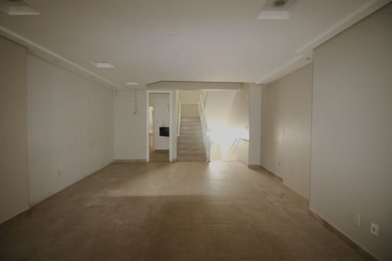 Loja mezanino e 1º andar para alugar – Centro – Florianópolis.