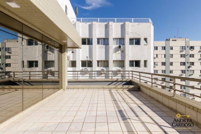 Prédio/Loja/Salas para alugar, 3.139,37m², 32 vagas de garagem – Centro – Florianópolis, SC.