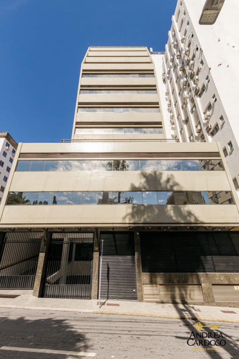 Prédio/Loja/Salas para alugar, 3.139,37m², 32 vagas de garagem – Centro – Florianópolis, SC.