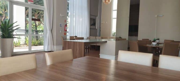 Apartamento para alugar – 3 quartos sendo 1 suíte e demi-suíte – Abraão | Florianópolis/SC.