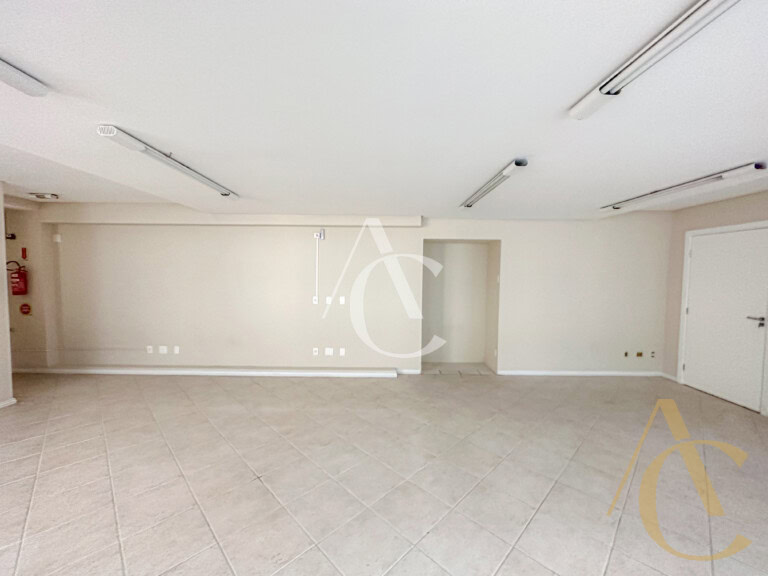 Sala para alugar, com 437,40m² – Centro, Florianópolis,SC.