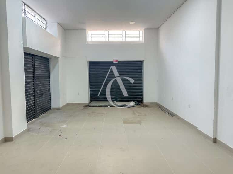 Prédio/Salas para alugar, 516,00m², loja, 3 andares de salas – Centro- Florianópolis.