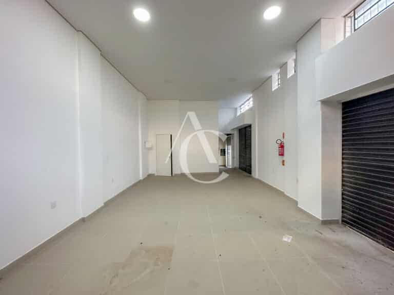 Prédio/Salas para alugar, 516,00m², loja, 3 andares de salas – Centro- Florianópolis.