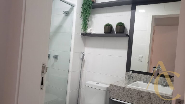 Apartamento para alugar – 2 suítes – Agronômica – Florianópolis, SC.