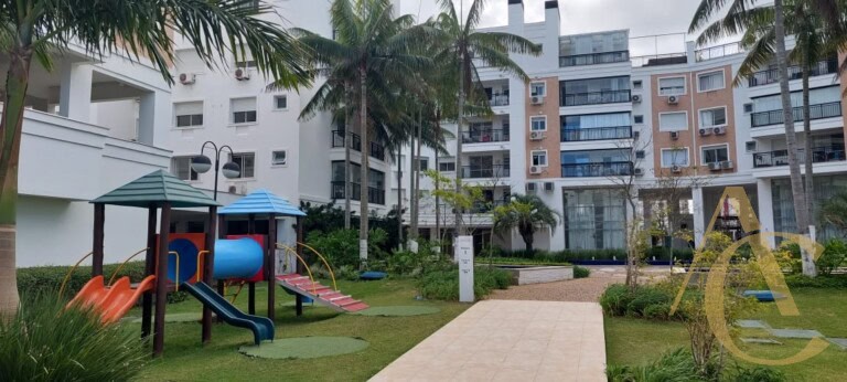 Apartamento para locação – 3 suítes – Abraão, Florianópolis/SC.