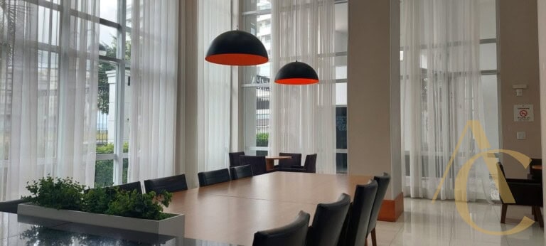 Apartamento para locação – 3 suítes – Abraão, Florianópolis/SC.