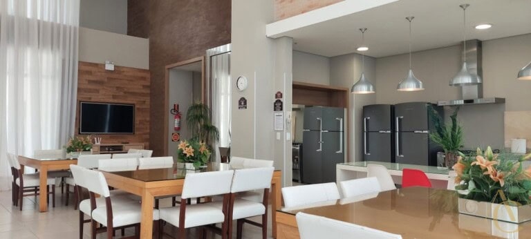 Apartamento para alugar – 96,37m² – 1 suíte e 2 demi suites – Abraão – Florianópolis/SC.