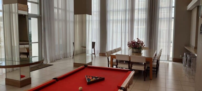 Apartamento para alugar – 1 suíte e 2 demi-suítes –  Abraão – Florianópolis/SC.