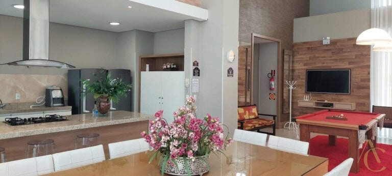 Apartamento para alugar – 96,37m² – 1 suíte e 2 demi suites – Abraão – Florianópolis/SC.