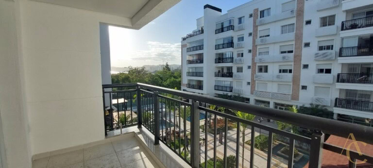Apartamento para alugar, com 83,45m², 2 suítes – Abraão – Florianópolis, SC.
