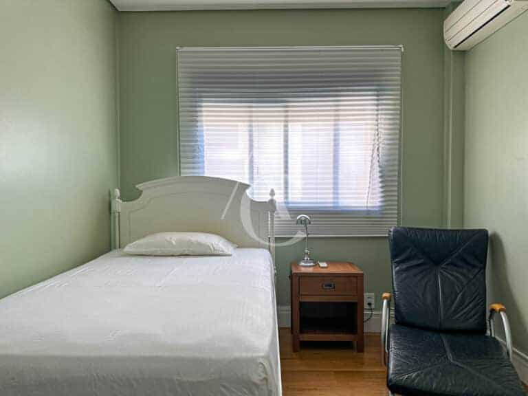 Apartamento à venda, 2 suítes, 2 vagas de garagem – Centro – Florianópolis, SC.