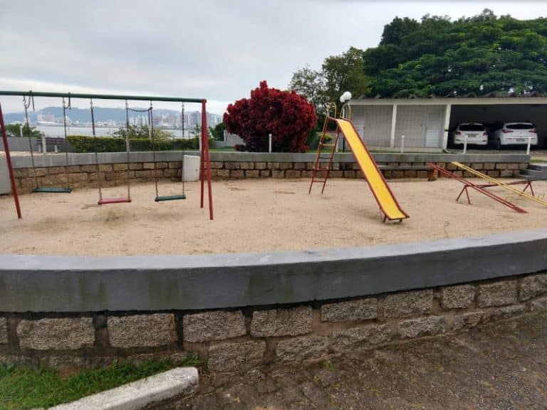 Apartamento à venda – 2 vagas de garagem – piscina – Bom Abrigo – Florianópolis, SC.