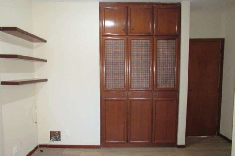 Apartamento à venda, 4 quartos sendo 3 suítes, 2 vagas de garagem – Agronômica – Florianópolis.