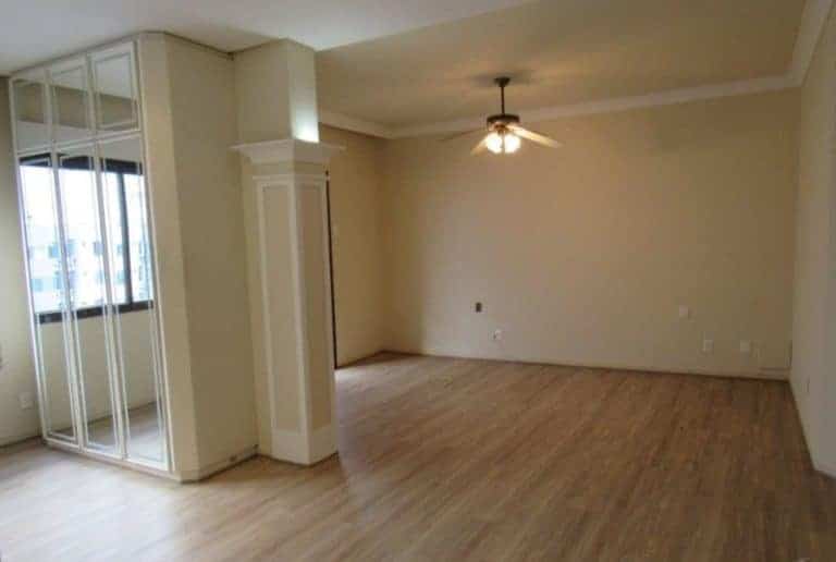 Apartamento à venda, 4 quartos sendo 3 suítes, 2 vagas de garagem – Agronômica – Florianópolis.