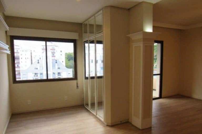 Apartamento à venda, 4 quartos sendo 3 suítes, 2 vagas de garagem – Agronômica – Florianópolis.