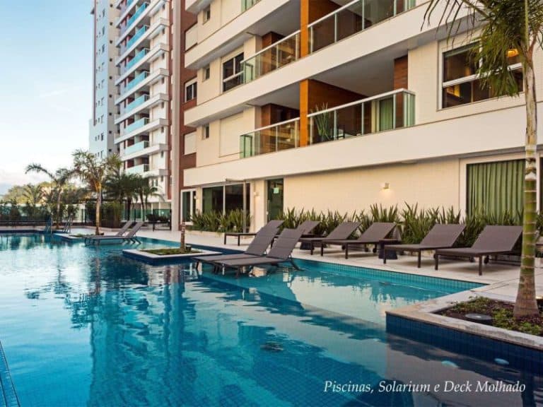 Cobertura à venda, 502,11m²,  5 suítes, 01 demi-suíte, 6 vagas de garagem – Agronômica – Florianópolis, SC.