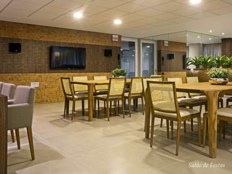 Cobertura à venda, 502,11m²,  5 suítes, 01 demi-suíte, 6 vagas de garagem – Agronômica – Florianópolis, SC.