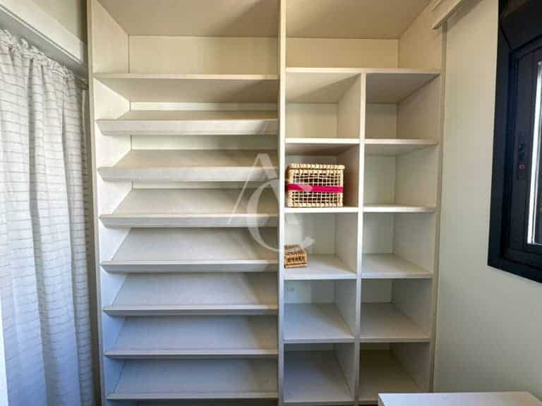 Apartamento à venda, 2 suítes, 2 vagas de garagem – Centro – Florianópolis, SC.