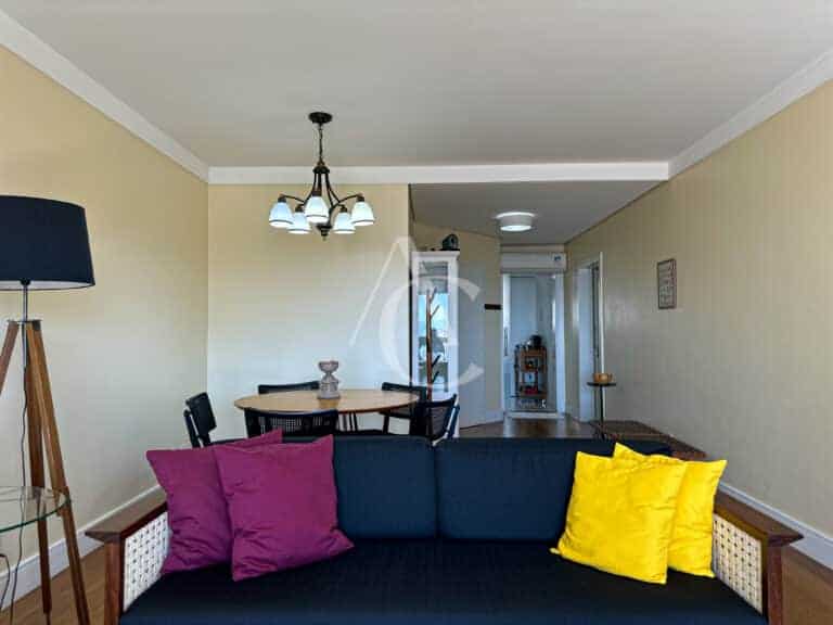 Apartamento à venda, 2 suítes, 2 vagas de garagem – Centro – Florianópolis, SC.