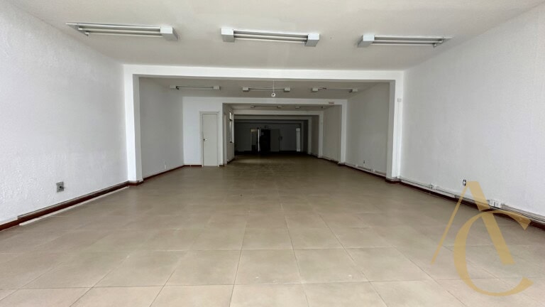 Sala para alugar, com 137,67m² – Centro, Florianópolis, SC.