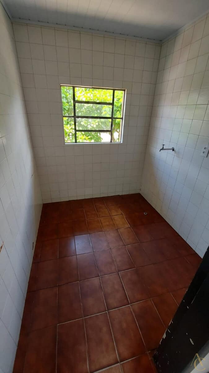 Sala para alugar, com 100.00m² – Centro, Paulo Lopes,SC.