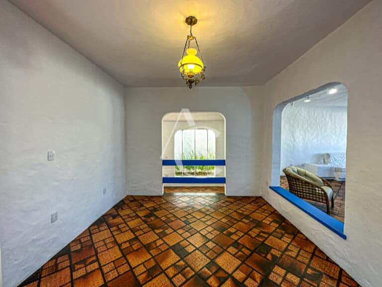 Casa à venda, com piscina, churrasqueira – Canto da Lagoa, Florianópolis/SC.