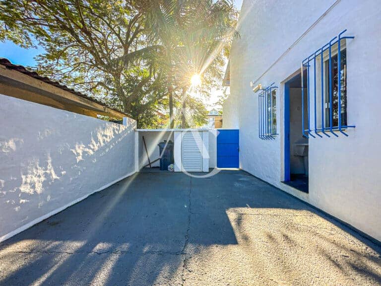 Casa à venda, com piscina, churrasqueira – Canto da Lagoa, Florianópolis/SC.