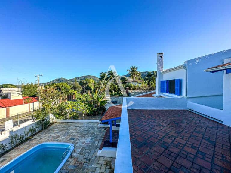 Casa à venda, com piscina, churrasqueira – Canto da Lagoa, Florianópolis/SC.