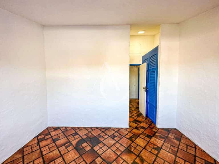 Casa à venda, com piscina, churrasqueira – Canto da Lagoa, Florianópolis/SC.